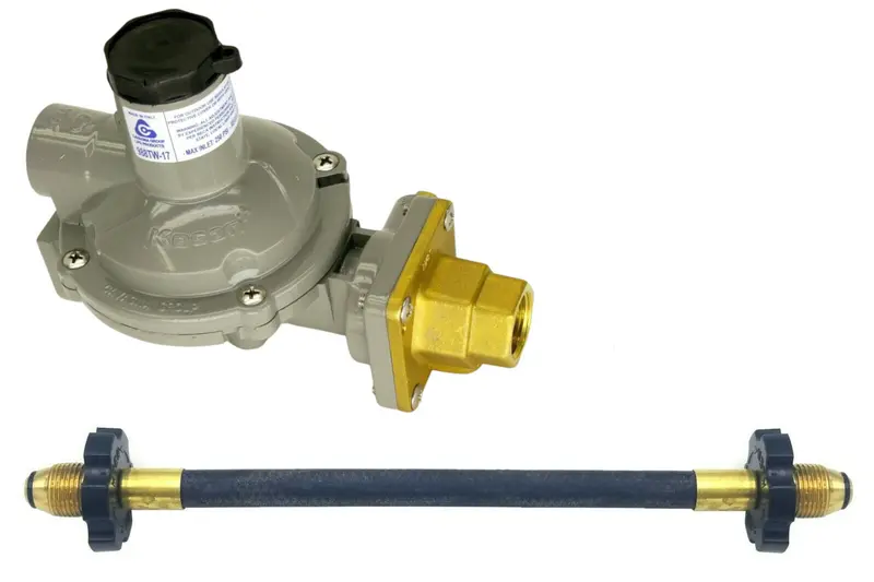 988Tw-17 Twin-Stage Propane Regulator – Rubber Pigtail, Pol Connection, 750K Btu/H 1