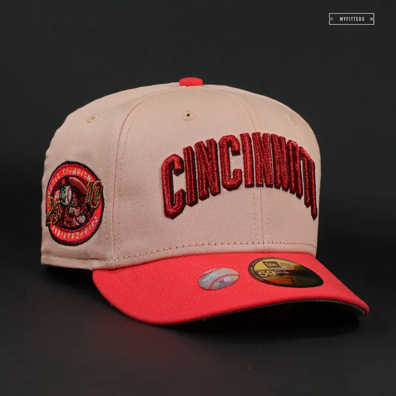 Cincinnati Reds World Champions Anniversaries Fitted Cap – 25Th & 10Th Edition, Blush Coral New Era 1