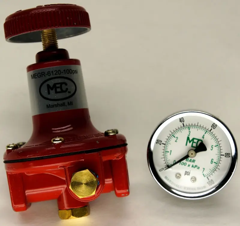 Marshall Excelsior Megr-6120-100 High-Pressure Propane Regulator With Built-In Gauge 1