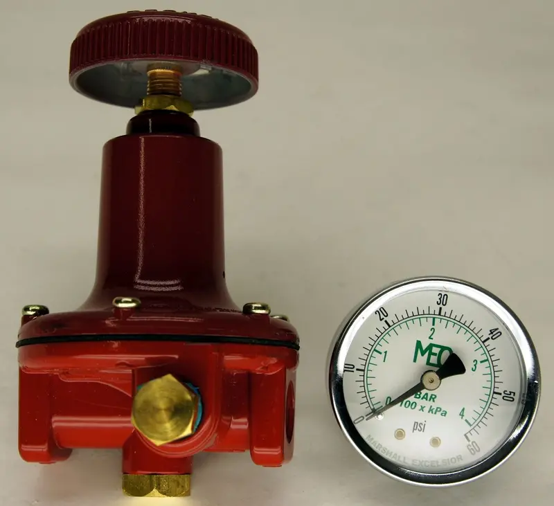 Marshall Excelsior Megr-6120-60 Adjustable High-Pressure Propane Regulator With Built-In Gauge 1