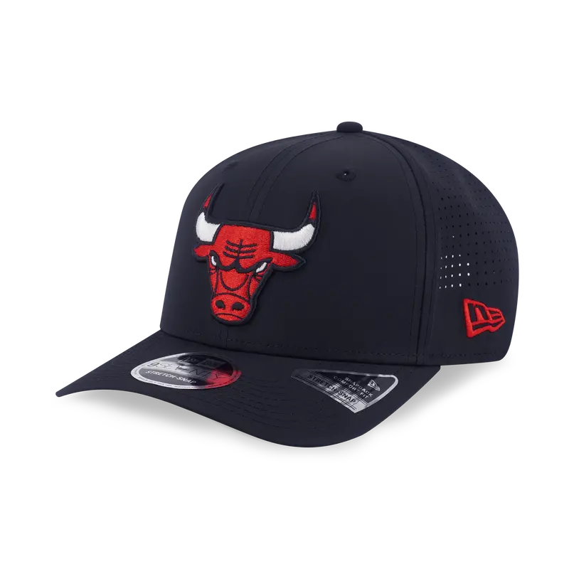 New Era Chicago Bulls Black 9Seventy Stretch Snapback Cap 1