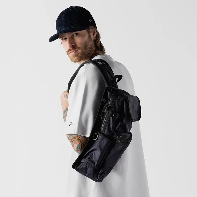 New Era Sling Body Bag – Compact Crossbody Style 1