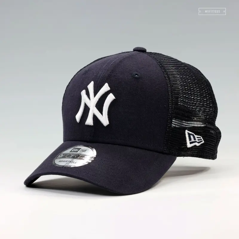 New York Yankees Official Trucker Hat – New Era 9Forty Adjustable Mesh Dad Cap 1