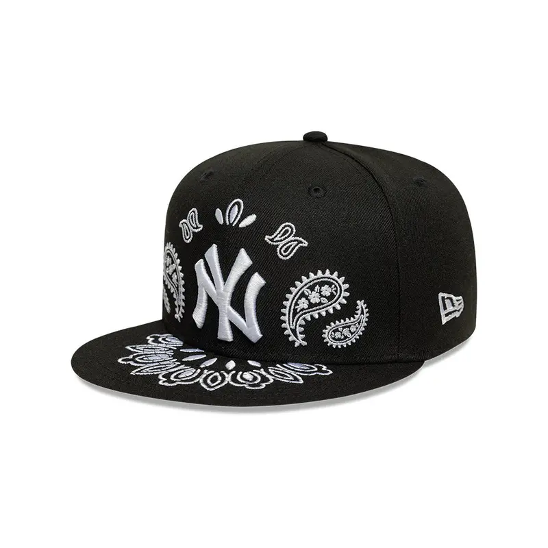 New York Yankees Paisley 59Fifty Fitted Cap 1
