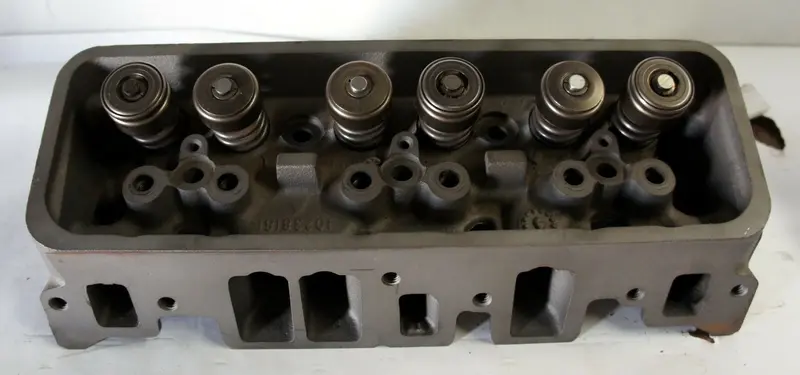 Rebuilt 4.3L Cylinder Head Assembly For Forklift Engines – B065 Core Replacement 1