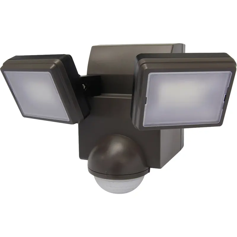 Iq America Bronze Led Security Light – 700 Lumen, Battery-Powered Dual-Head Fixture 1